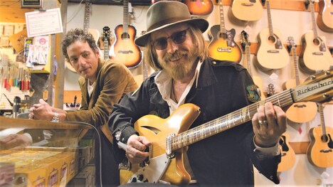 「エコー・イン・ザ・キャニオン」