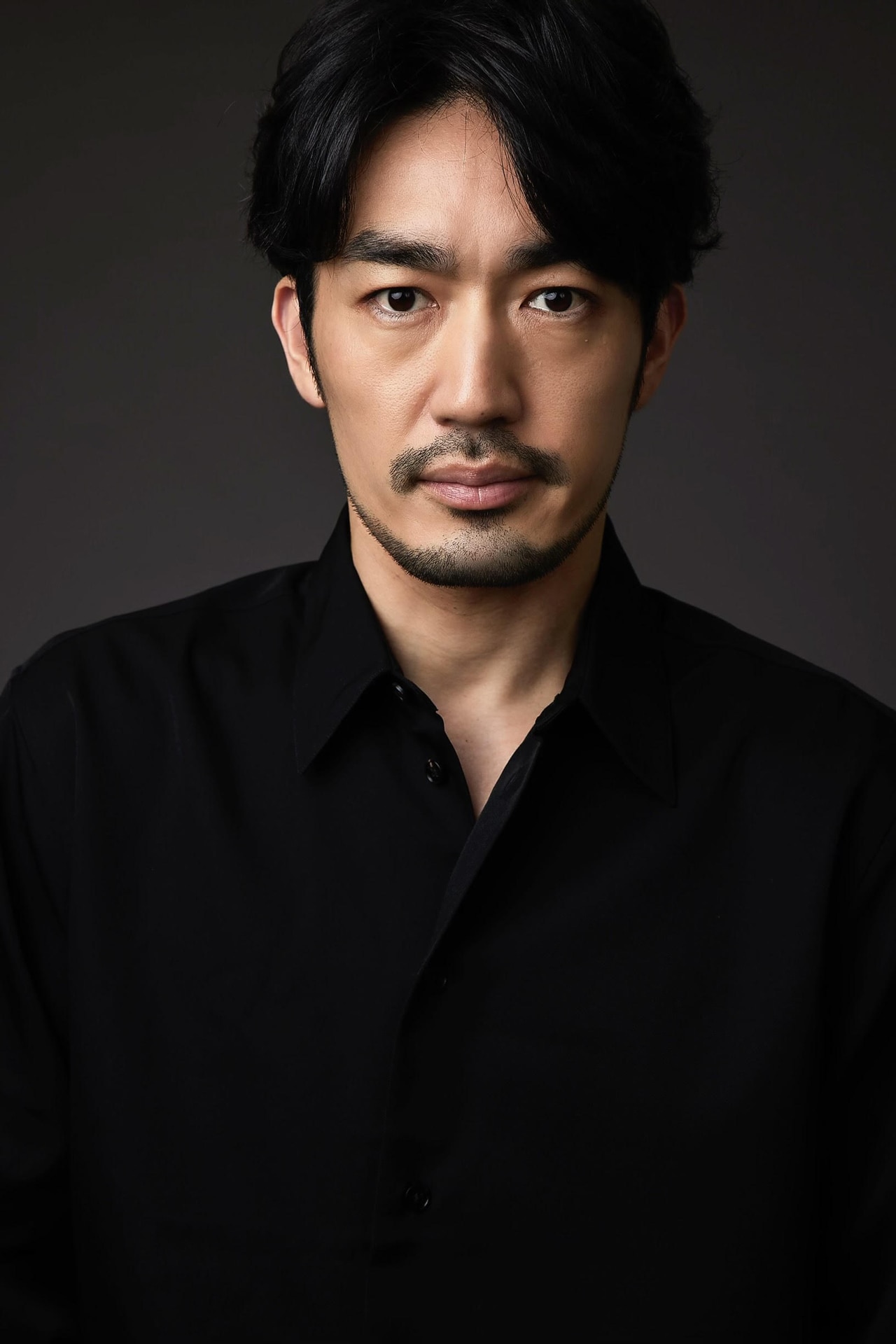 大谷亮平×ジニョン共演作、韓国で5月公開へ　日韓をまたいで辞表と恋文が入れ替わる