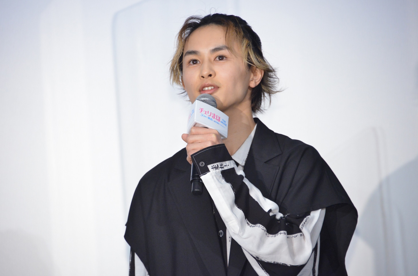 草川拓弥