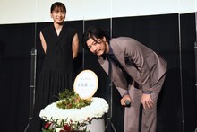 左から深川麻衣、玉山鉄二。