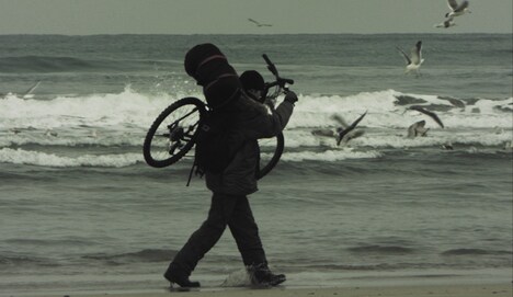 「17歳の風景／少年は何を見たのか」(c)SHIMAFILMS　　　　　　　　　　　　　