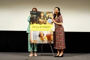 「マイ・ニューヨーク・ダイアリー」トークイベントにて、左から山崎まどか、山内マリコ。