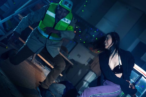 「激怒」 (c)ノーマン・イングランド