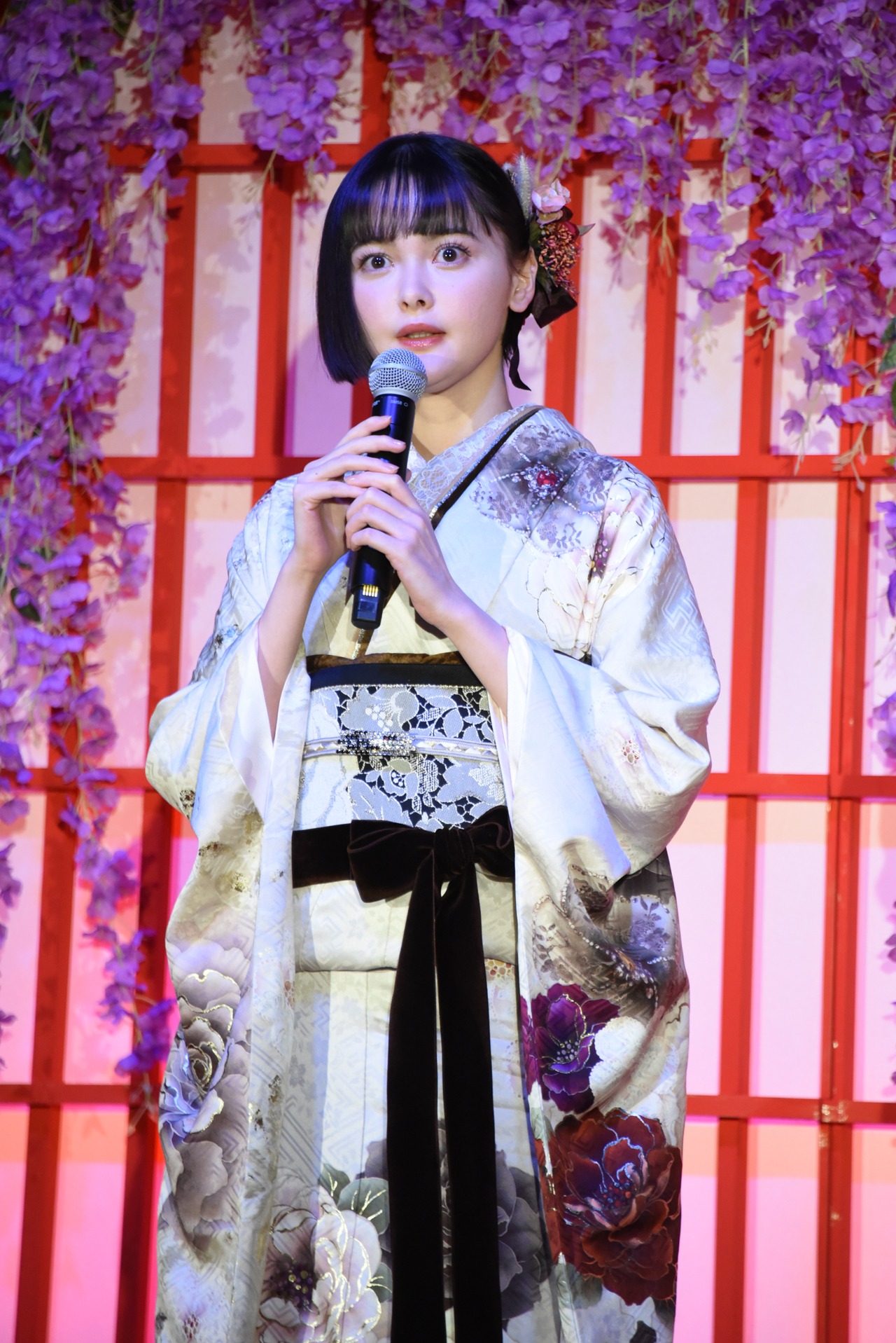玉城ティナ