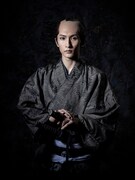 「漆黒天 -終の語り-」キャラクタービジュアル（嘉田蔵近）