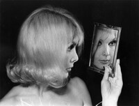 「バンビ：ある女の誕生」(c)Sébastien Lifshitz; Un Monde
Meilleur, 2021