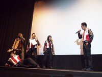 「ウルトラマントリガー エピソードZ」大ヒット御礼舞台挨拶の様子。