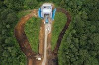 「掘る女 縄文人の落とし物」