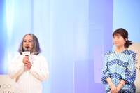 左から菊地健雄、上野樹里。