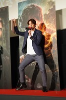 “マンティコアダンス”を踊る宮野真守。