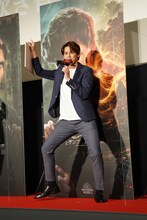 “マンティコアダンス”を踊る宮野真守。