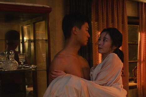 「愛に奉仕せよ」