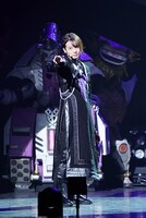 世古口凌扮するステイシー。