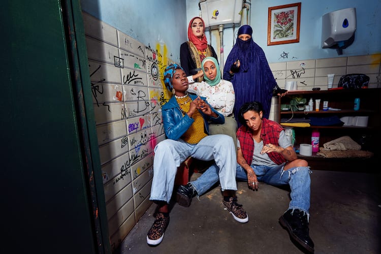 ムスリム女性のパンクバンド描く 絶叫パンクス レディパーツ インタビュー映像 新写真11枚 映画ナタリー