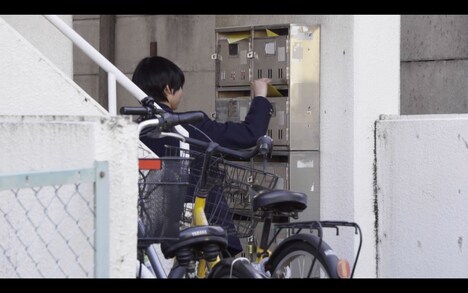 「頭痛が痛い」新場面写真