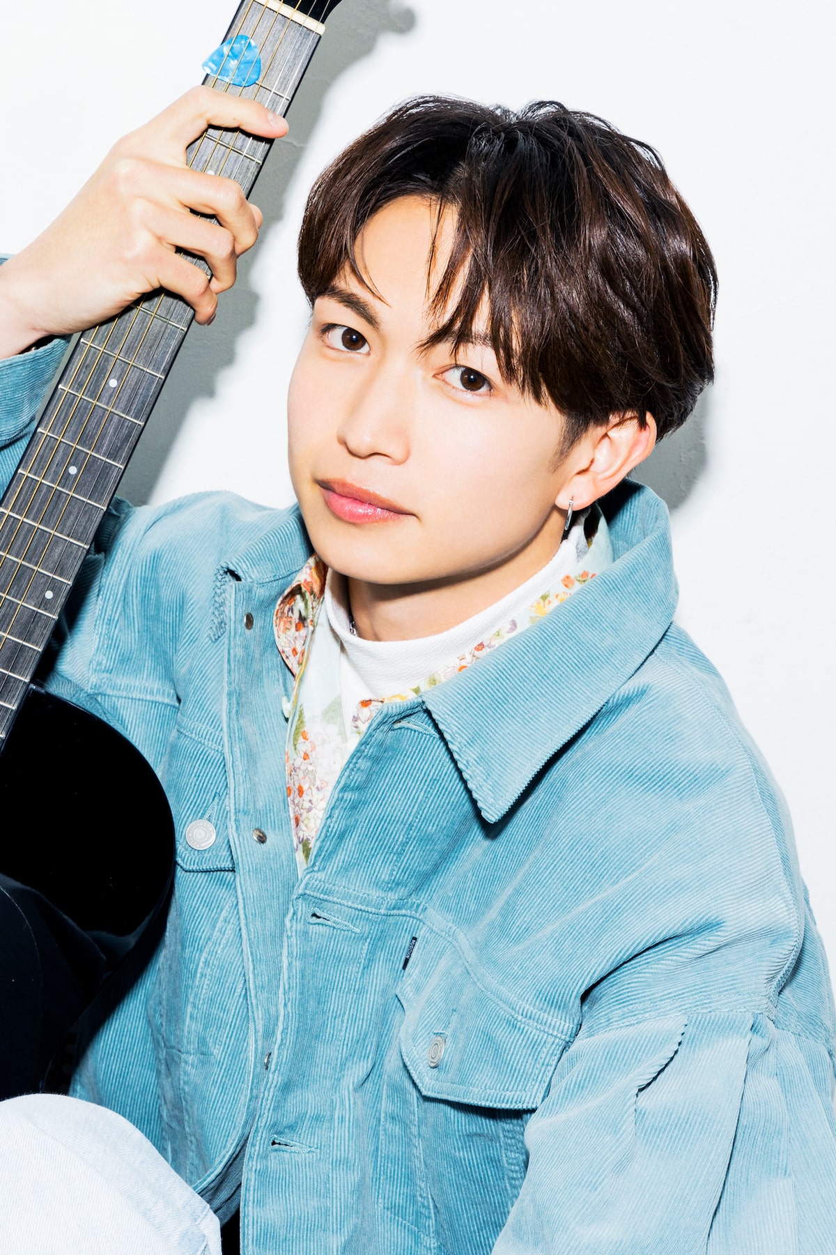 古町有起哉役の綱啓永。 - 本田翼が寮母演じる「君の花になる」で綱啓  