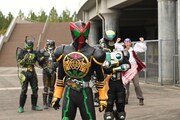 「オーズ10th 仮面ライダーバース バースX誕生秘話」新場面写真