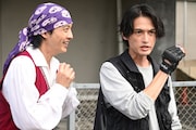 「オーズ10th 仮面ライダーバース バースX誕生秘話」新場面写真