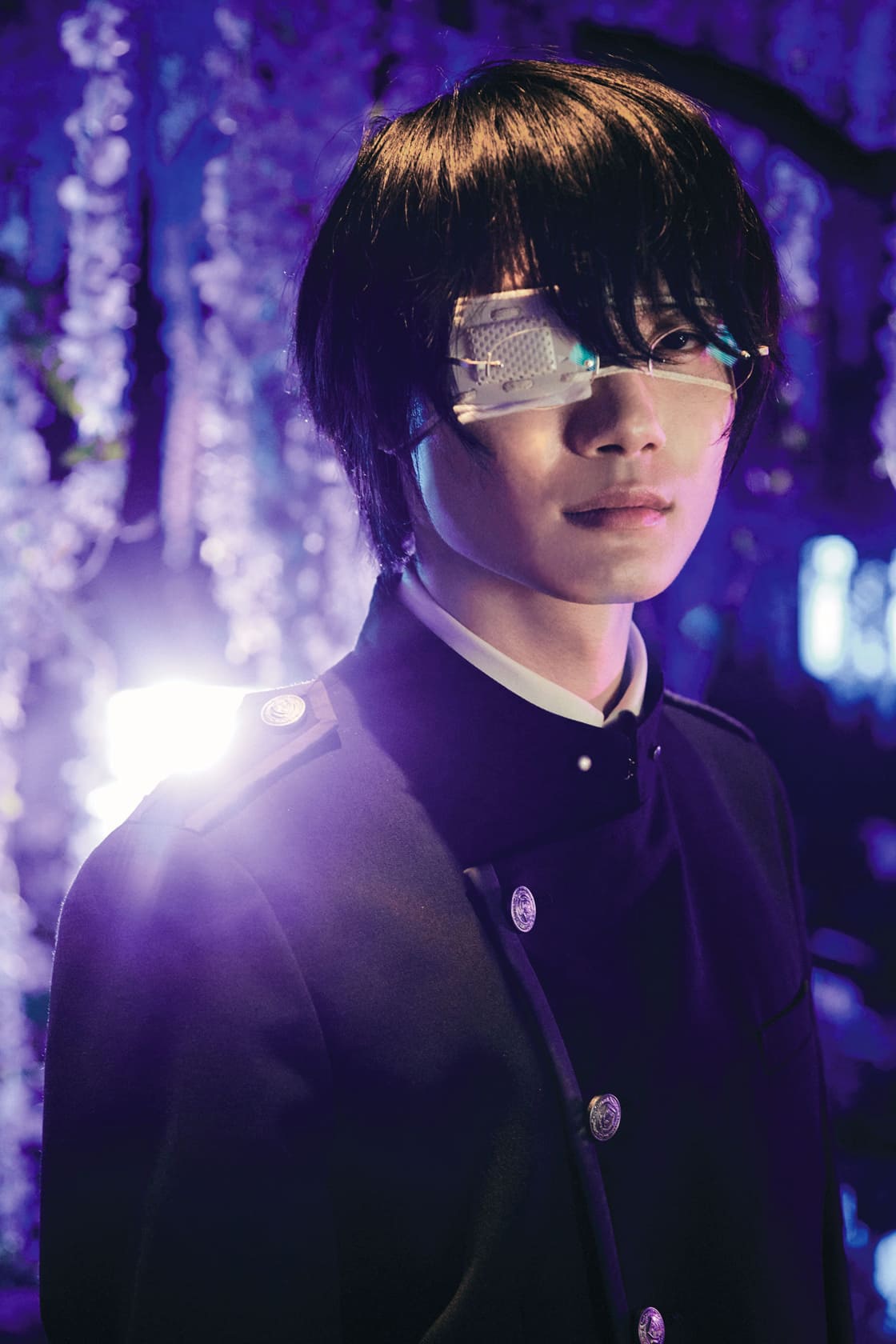 「映画 ホリック xxxHOLiC 写真集」より。