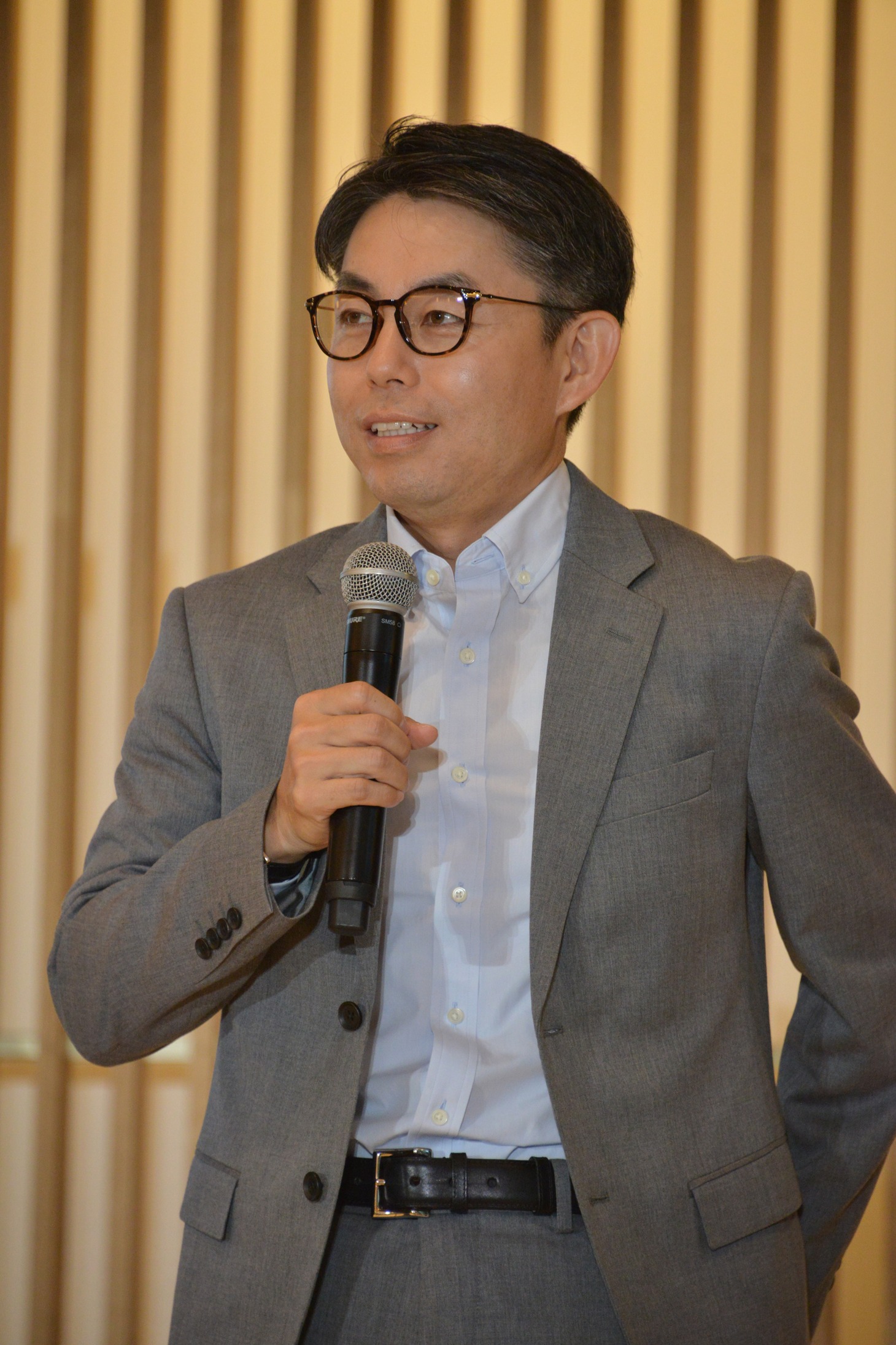 柳井康治