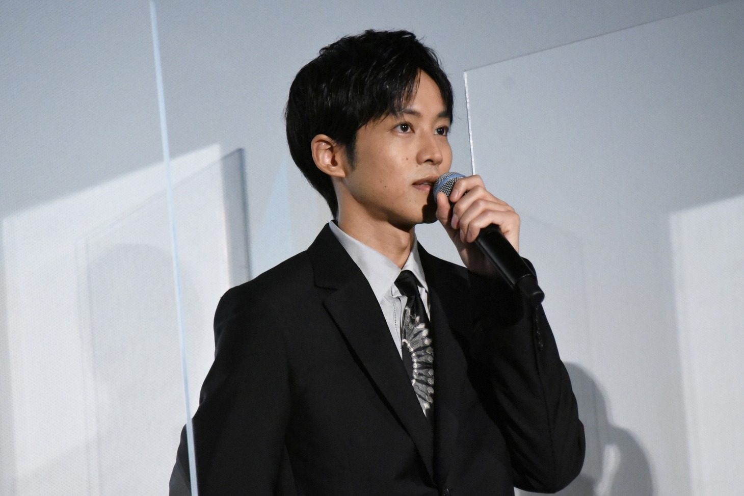 松坂桃李