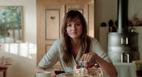 「わたしは最悪。」新場面写真