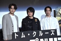 左から宮野真守、森川智之、依田孝利。