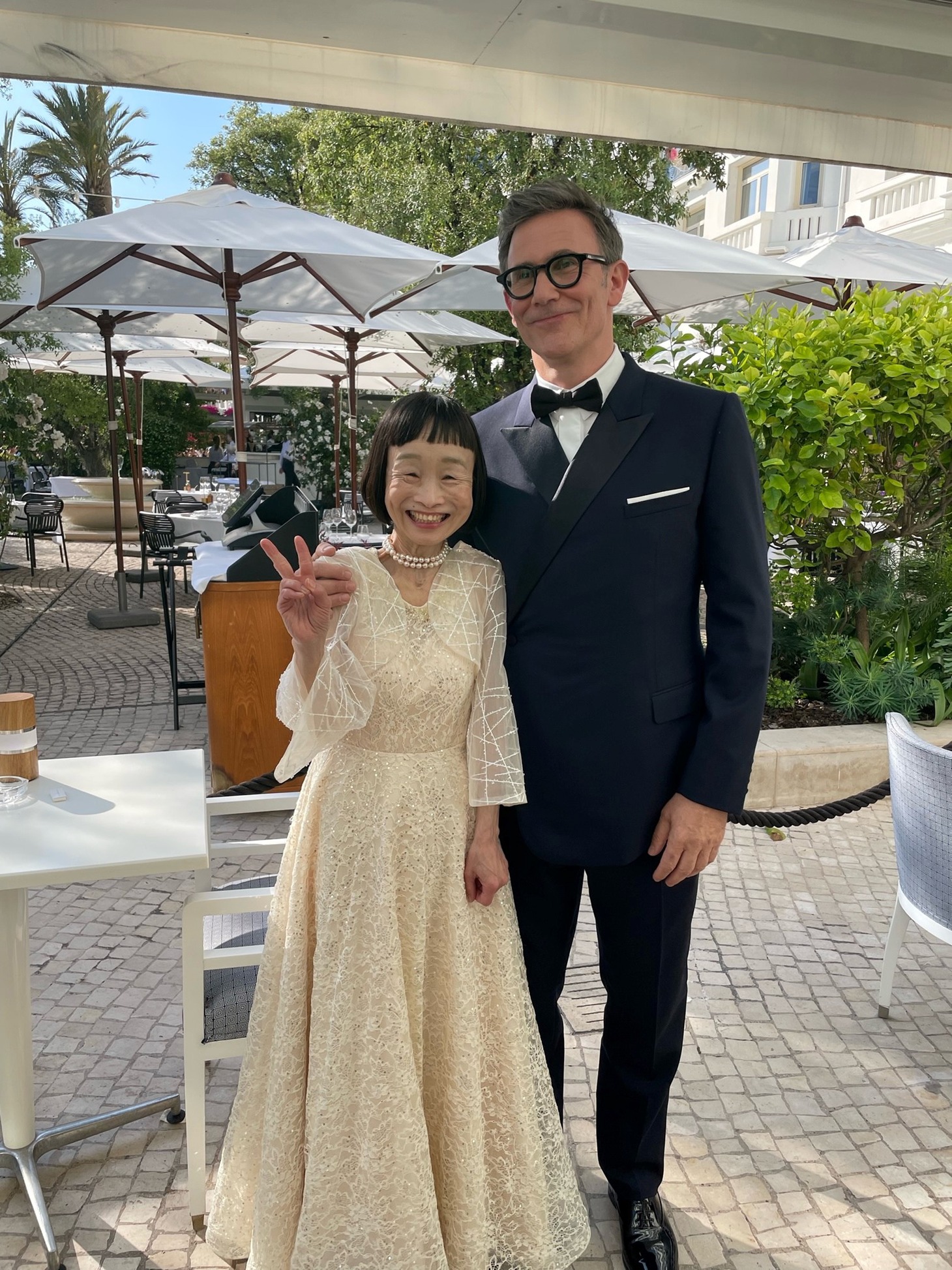 左から竹原芳子、ミシェル・アザナヴィシウス。