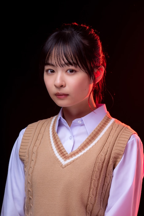 中野亜紀役の莉子。