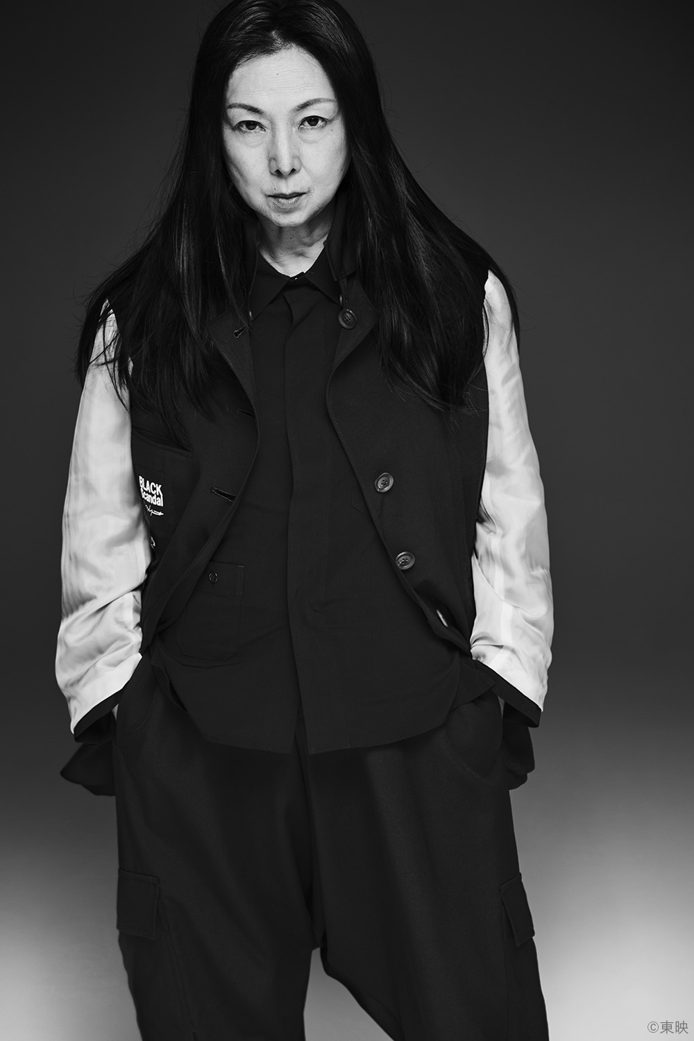 「BLACK Scandal Yohji Yamamoto 映画『女囚さそり』Capsule Collection」より。