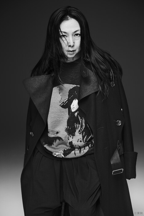 「BLACK Scandal Yohji Yamamoto 映画『女囚さそり』Capsule Collection」より。