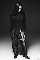 「BLACK Scandal Yohji Yamamoto 映画『女囚さそり』Capsule Collection」より。