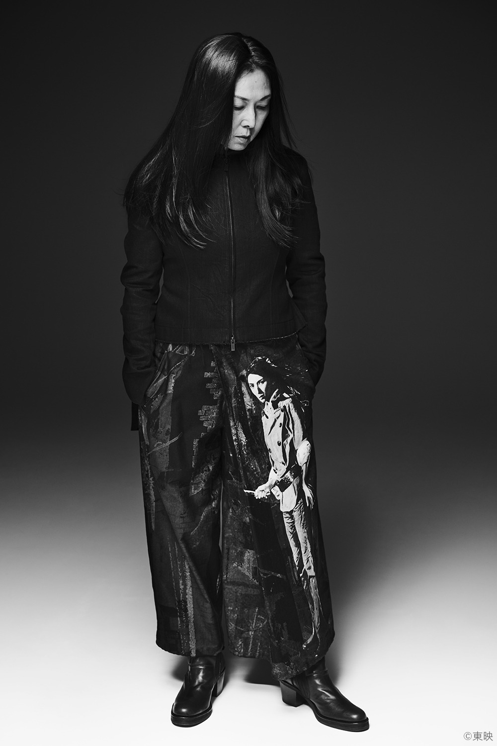 「BLACK Scandal Yohji Yamamoto 映画『女囚さそり』Capsule Collection」より。