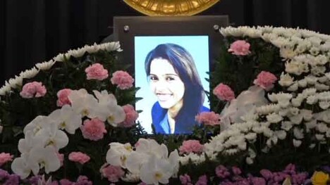 「ワタシタチハニンゲンダ！」