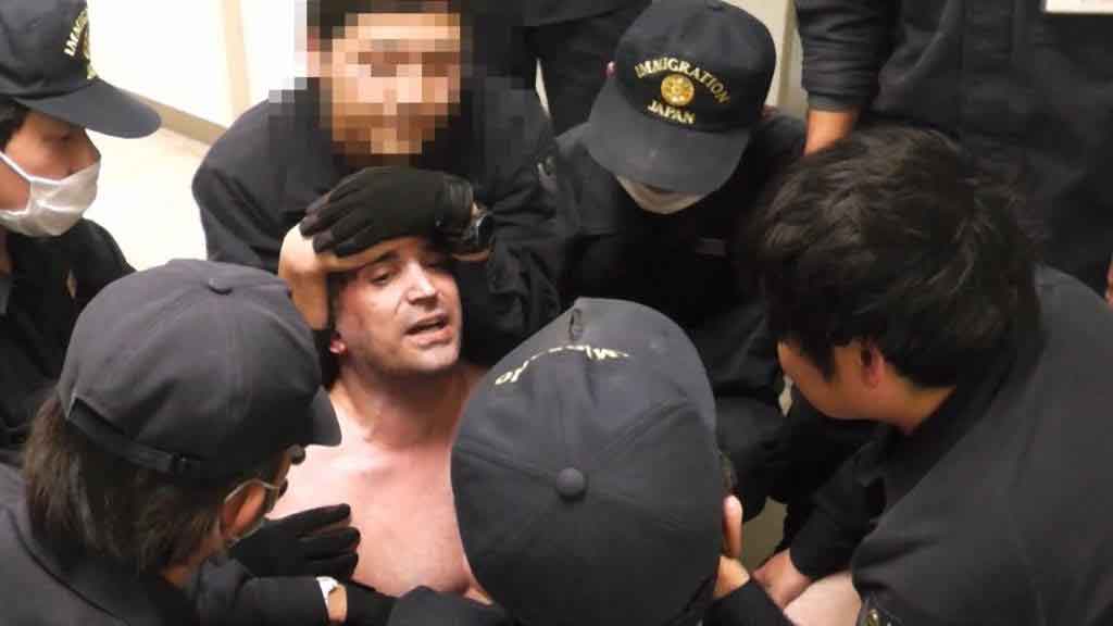 「ワタシタチハニンゲンダ！」