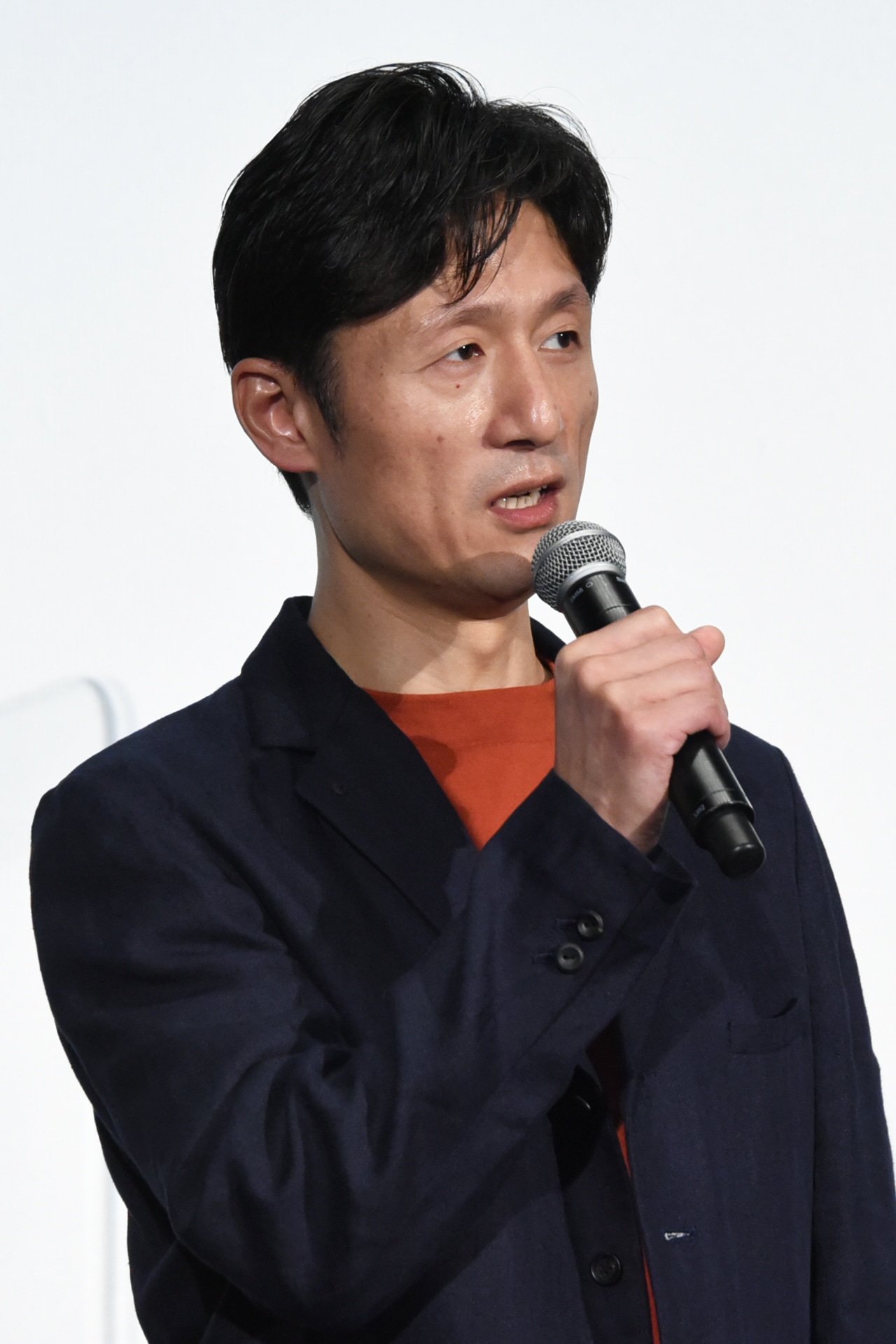 李相日