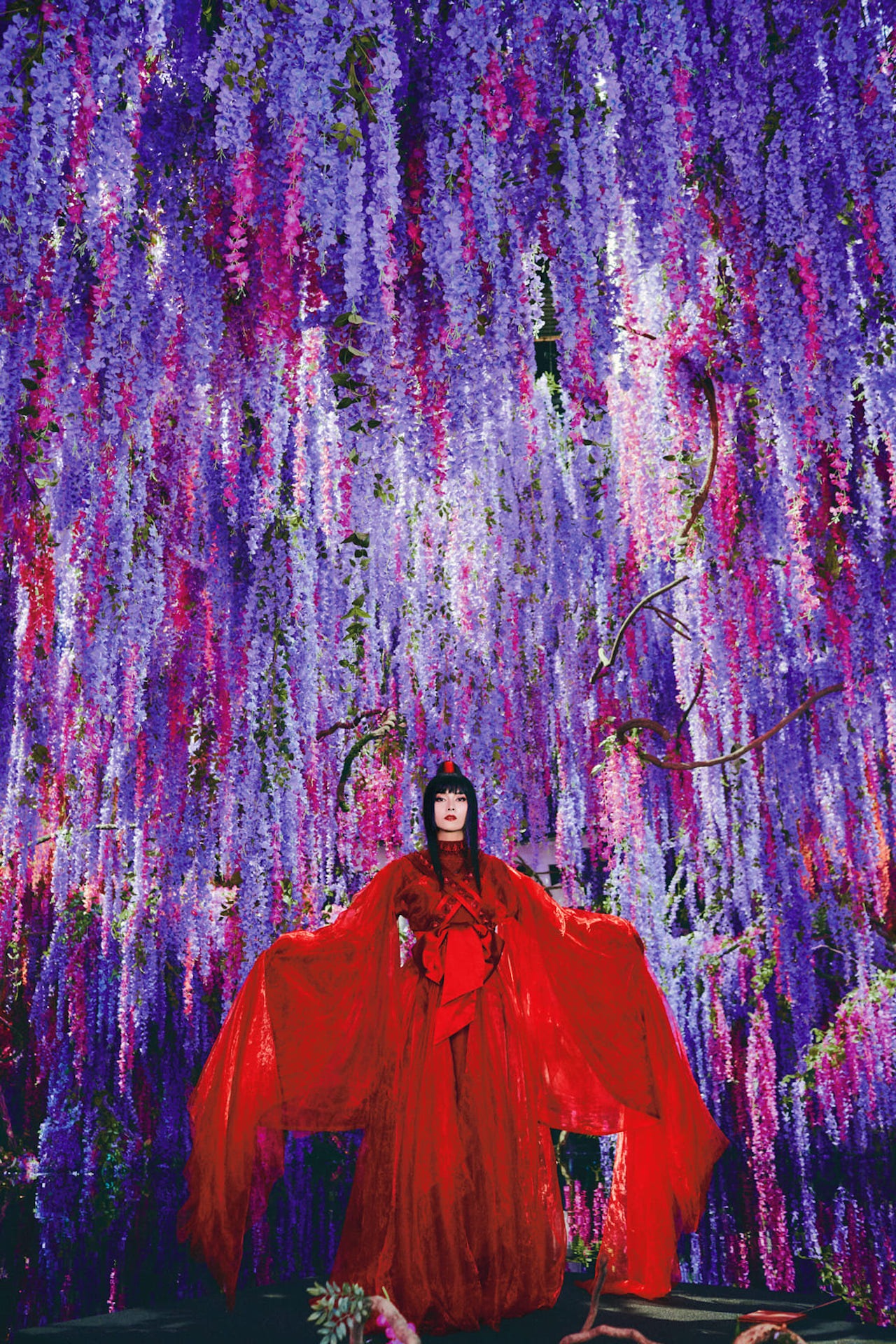 「映画 ホリック xxxHOLiC 写真集」より。