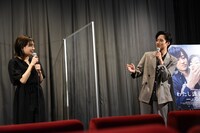 「わたし達はおとな」完成披露舞台挨拶の様子。