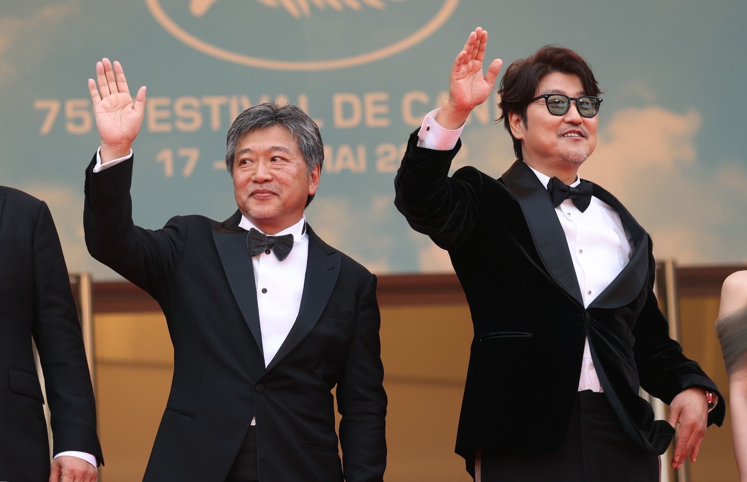 左から是枝裕和、ソン・ガンホ。
