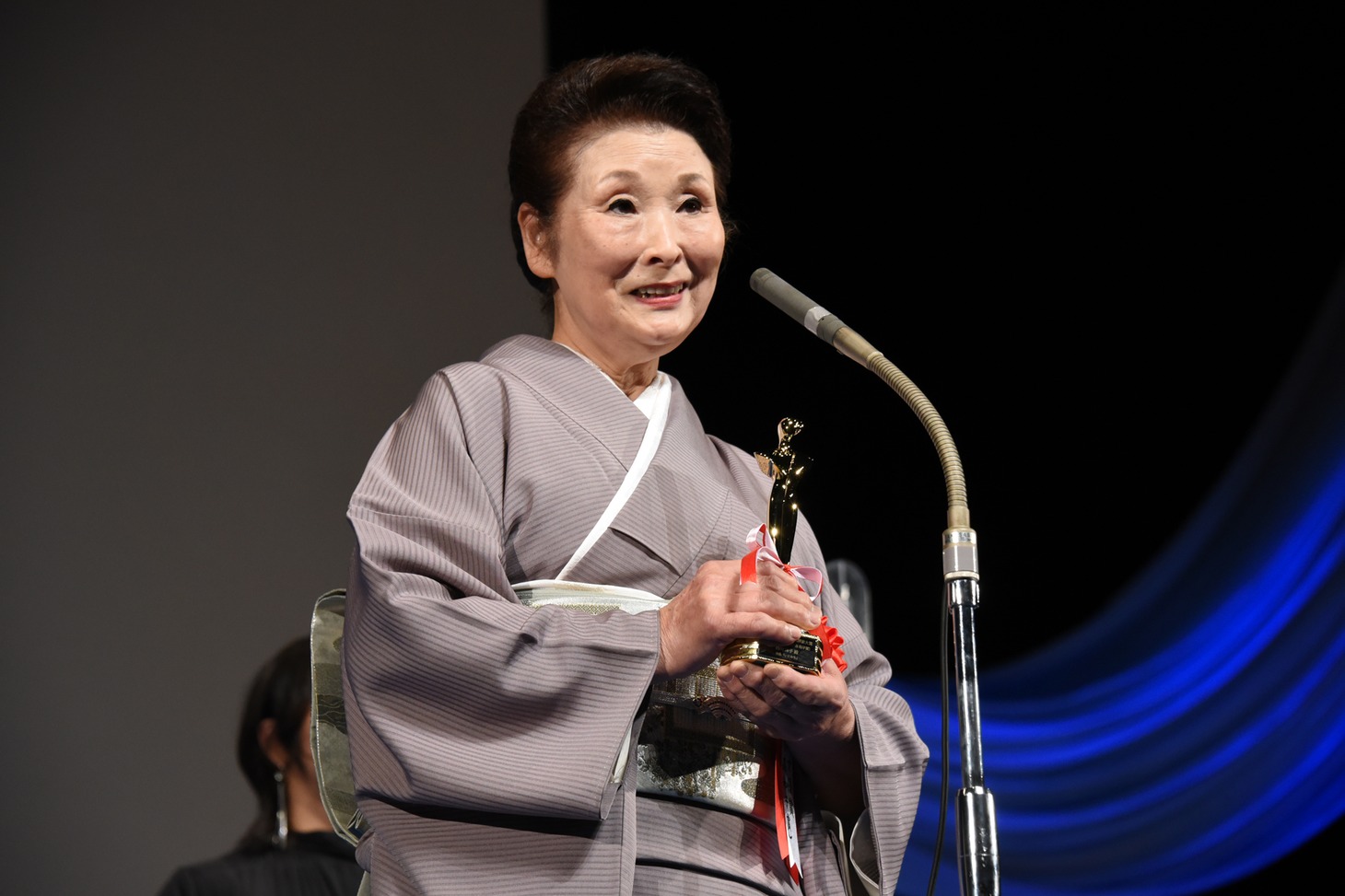 西川洋子
