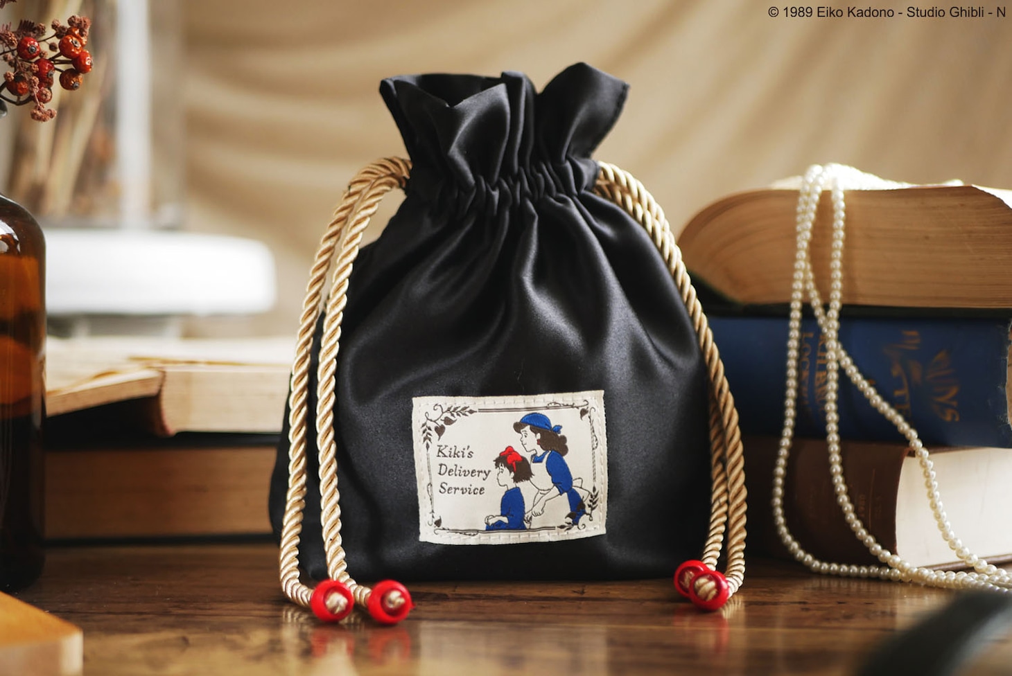 「Donguri Closet 魔女の宅急便 コキリの薬草入れ 刺繍巾着」（税込2750円）