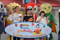 前列左から北川景子、戸田恵子、ドリーミング。