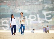 公開1週目に配布されるフォトカードのビジュアル。