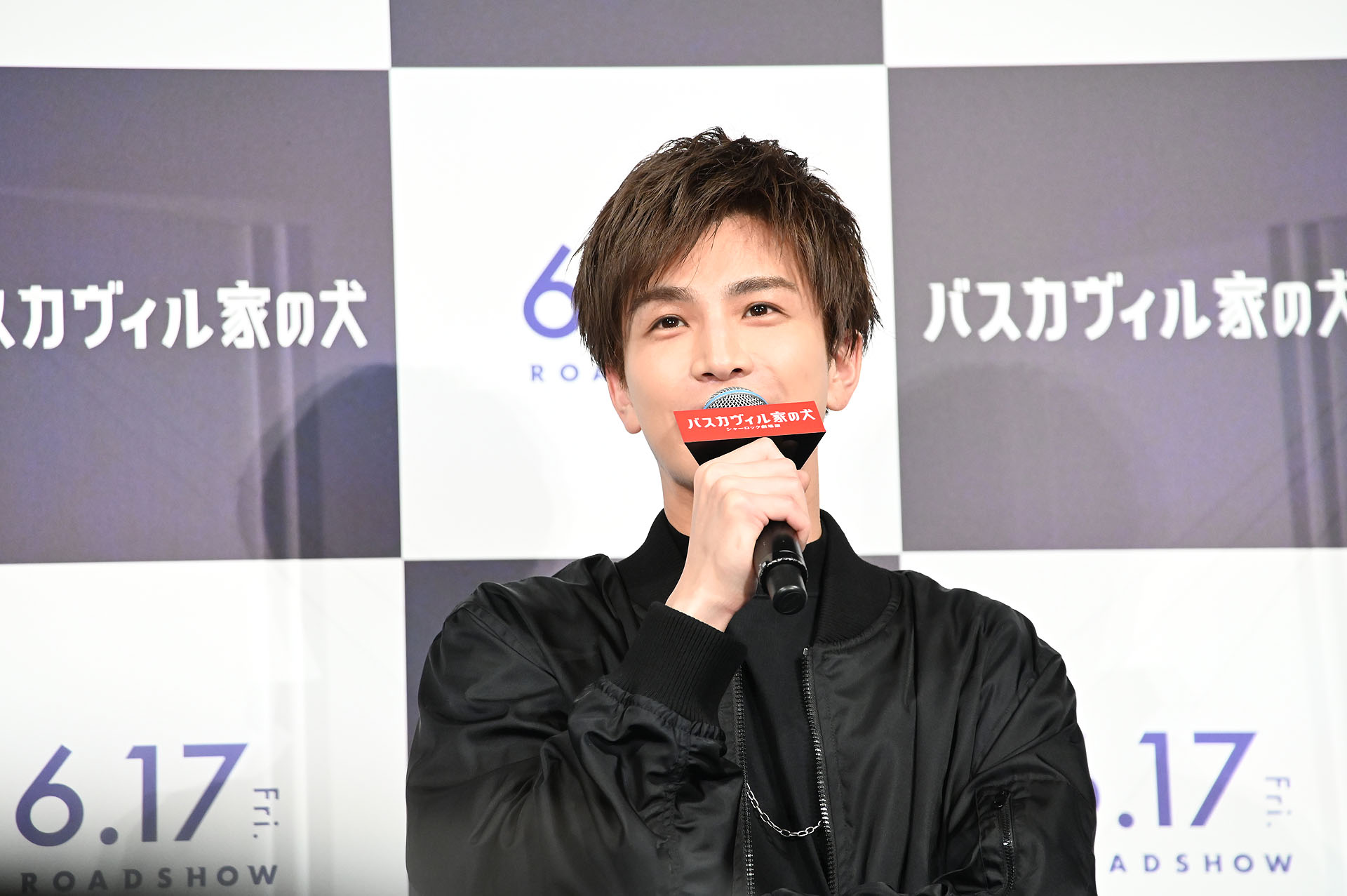 ディーン・フジオカと岩田剛典が犬診断、チワワ同士で相性50