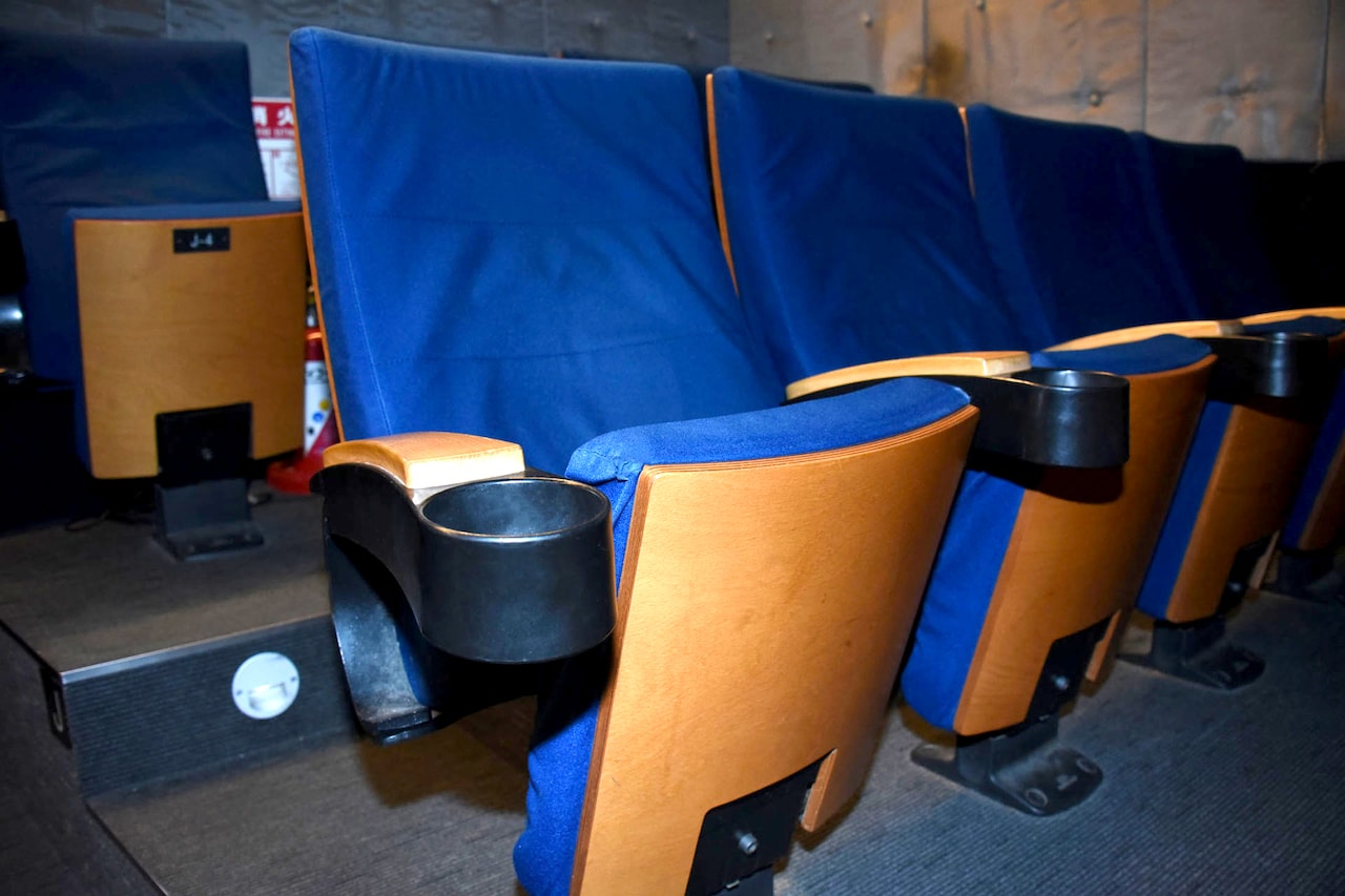 ユーロスペースの座席。