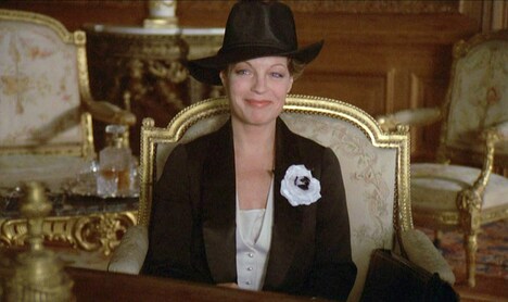 「華麗なる女銀行家」 (c)1980 STUDIOCANAL-France 3 cinéma