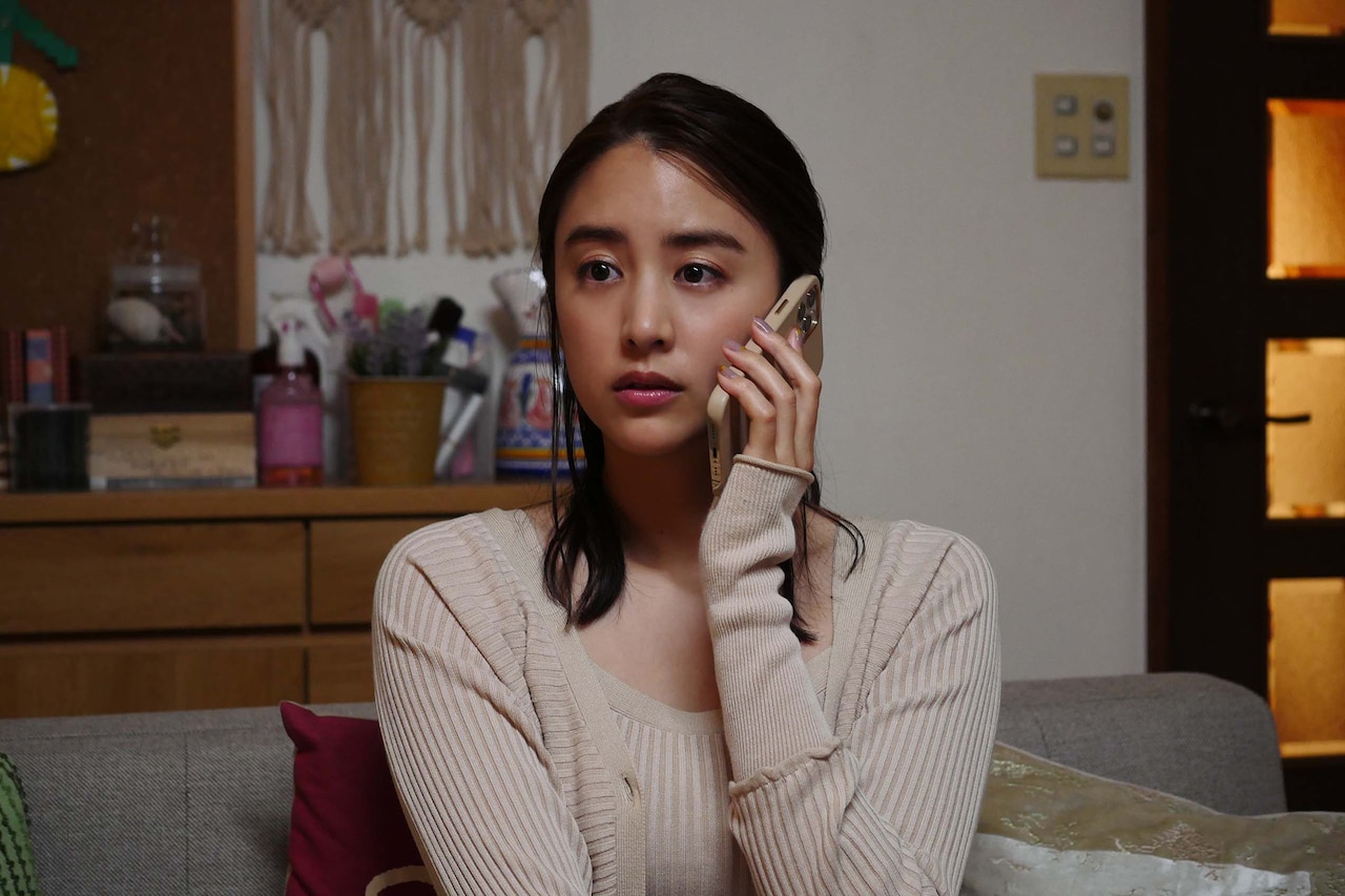 山本美月が「世にも奇妙な物語」で電話をしてるふり、原作はバイク川崎バイクの小説