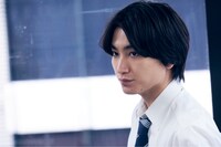 金子大地演じる森。