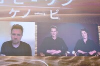 左からユアン・マクレガー、ヘイデン・クリステンセン、デボラ・チョウ。