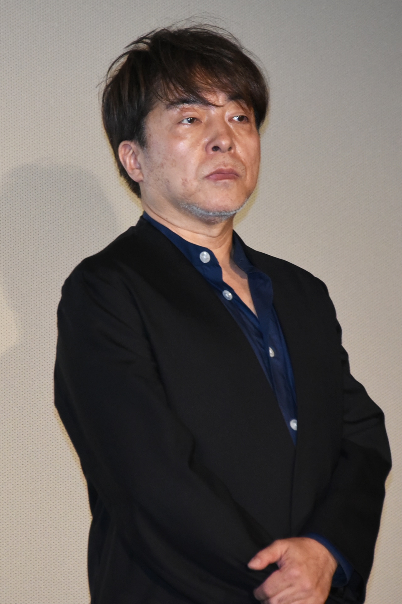 西谷弘